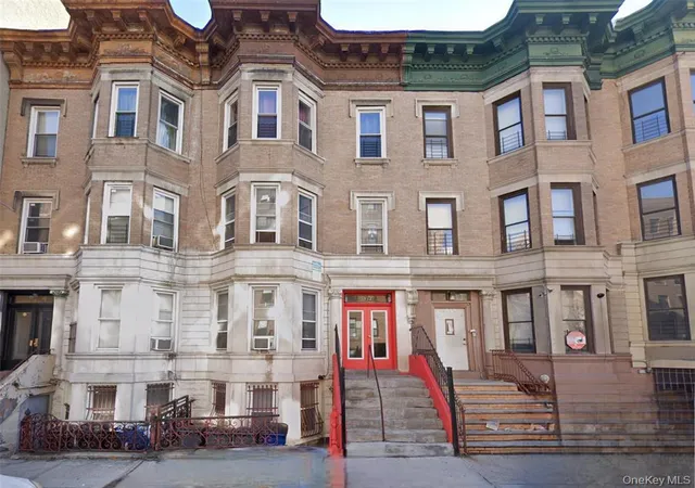 1552-bryant-ave-new-york-ny-10460/hzid_4aad617c
