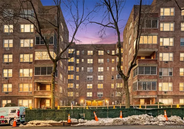 120-e-hartsdale-ave-5b-greenburgh-ny-10530/hzid_75789a03