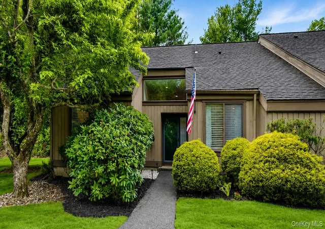 386-heritage-hls-a-somers-ny-10589/hzid_3b51ce47