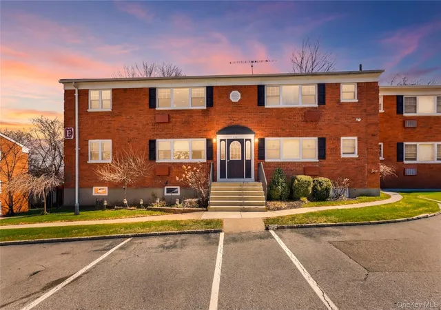 1879-crompond-rd-e4-peekskill-ny-10566/hzid_d781ae8a