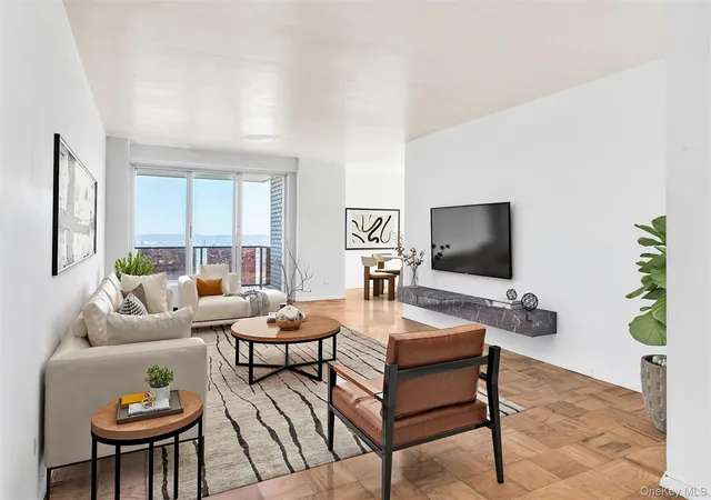 110-11-queens-blvd-25k-new-york-ny-11375/hzid_3a7cc0cb