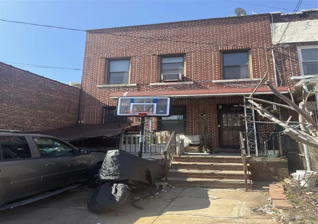 2230-e-17th-street-brooklyn-ny-11229/hzid_cb6a6938