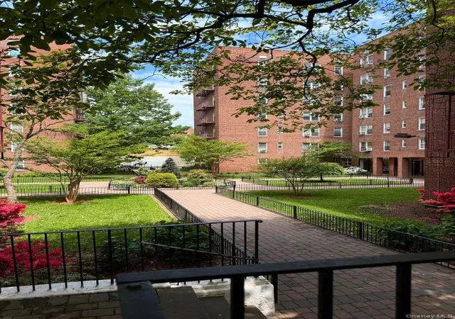 105-37-65th-avenue-6e-new-york-ny-11375/hzid_33b39168