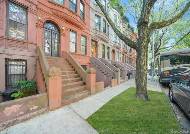 230-w-137th-street-new-york-ny-10030/hzid_77ecd1fa