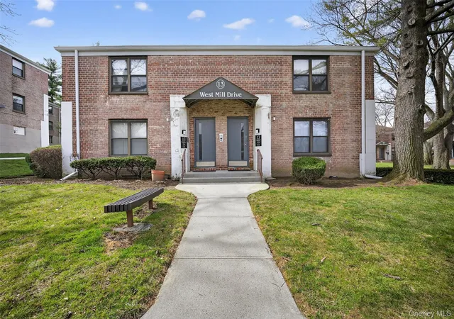 13-w-mill-dr-4a-north-hempstead-ny-11021/hzid_5dc85c96