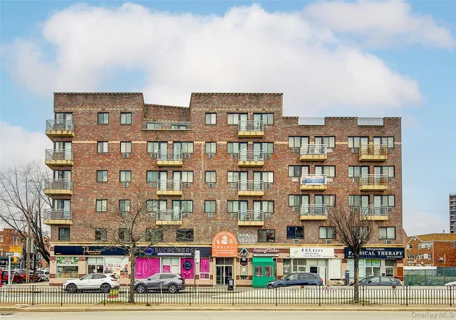 84-05-queens-blvd-5c-new-york-ny-11373/hzid_405e2f2f