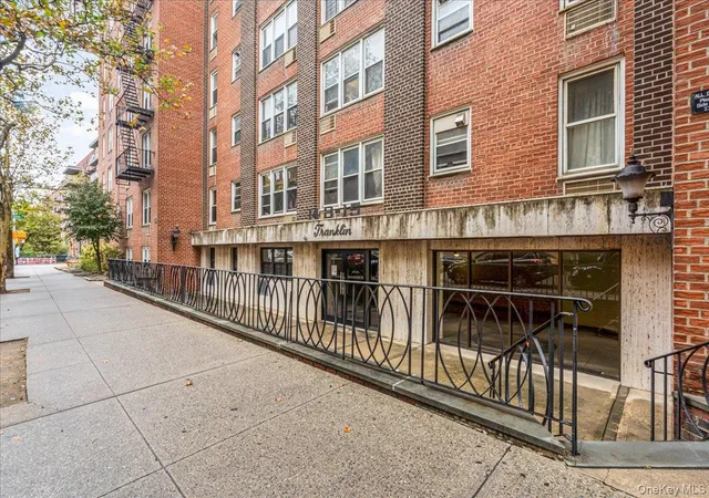 14215-franklin-ave-3a-new-york-ny-11355/hzid_f593f8e3