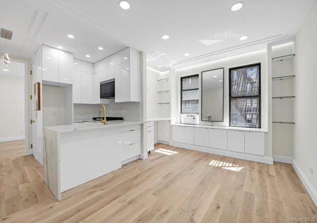 741-w-end-ave-4b-new-york-ny-10025/hzid_f3a6d55d