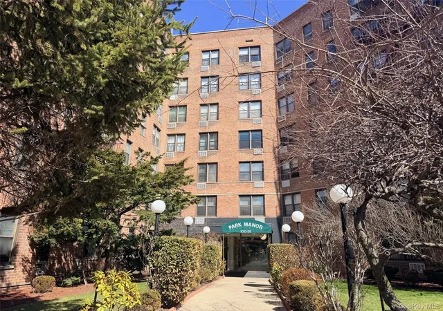 100-25-queens-blvd-3jj-new-york-ny-11375/hzid_cae7c9e3