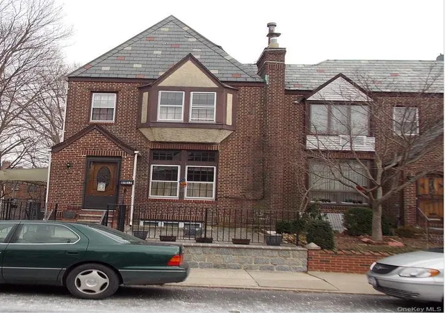 89-12-rutledge-ave-new-york-ny-11385/hzid_c1f2b0a6
