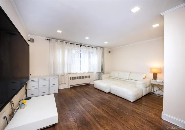 13835-jewel-ave-1a-new-york-ny-11367/hzid_2f6267ce