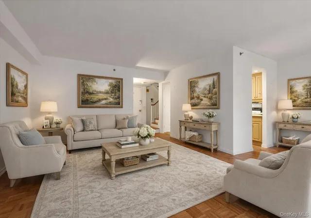 100-hilton-ave-m3-hempstead-ny-11530/hzid_728276a8
