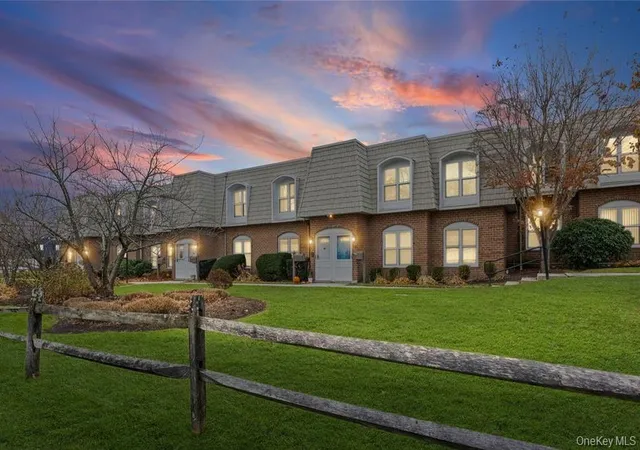 175-main-ave-149-babylon-ny-11798/hzid_2e62f284