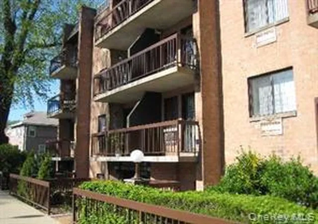 43-04-158th-st-3e-new-york-ny-11358/hzid_39bd03bd