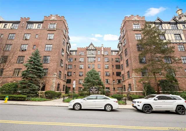 292-main-street-5h-white-plains-ny-10601/hzid_6fc6126c