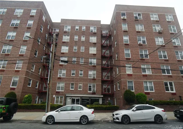 63-45-saunders-st-3g-new-york-ny-11374/hzid_884326f8