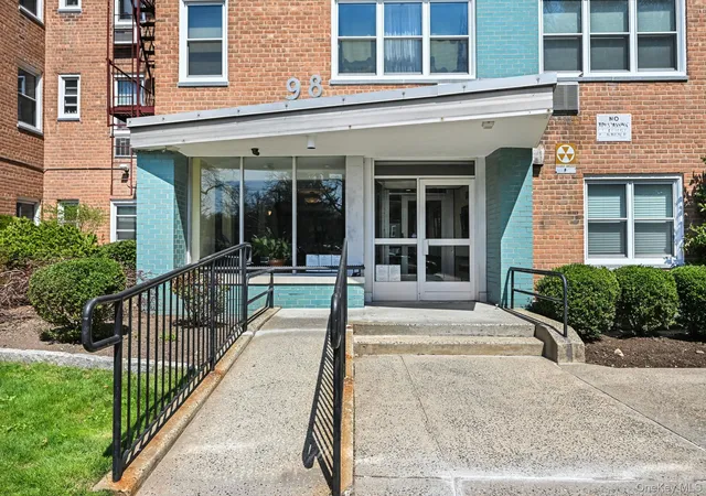 98-dehaven-dr-2b-yonkers-ny-10703/hzid_2faa9c33