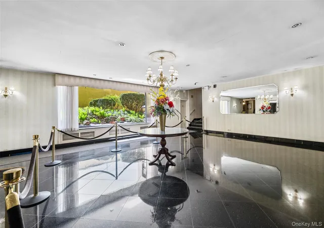 14350-hoover-ave-505-new-york-ny-11435/hzid_fd4b5d20