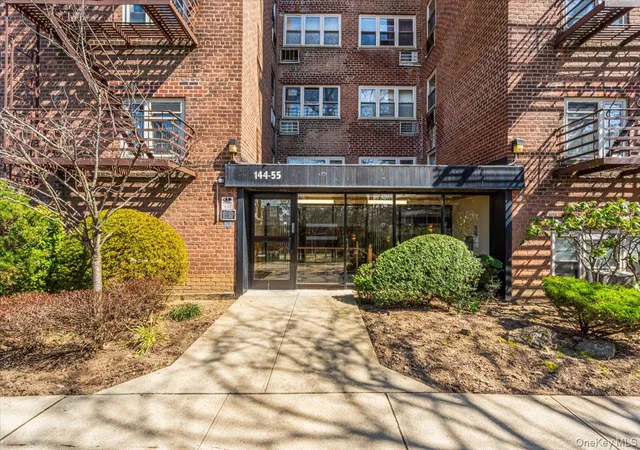 14455-melbourne-ave-3e-new-york-ny-11367/hzid_e50a2e35