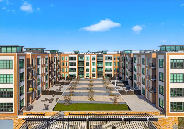 100-garvies-point-rd-1304-glen-cove-ny-11542/hzid_dedeb45f