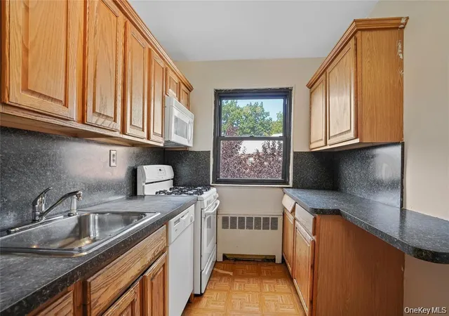 90-55-shore-pkwy-68-new-york-ny-11414/hzid_47a53349