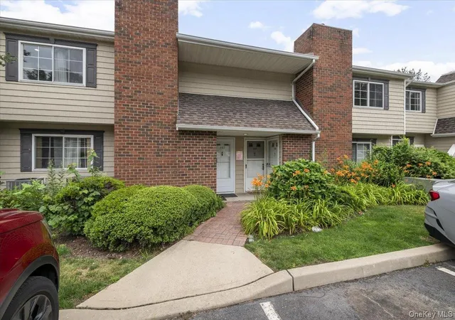 190-lake-pointe-cir-190-brookhaven-ny-11953/hzid_bc26ce05
