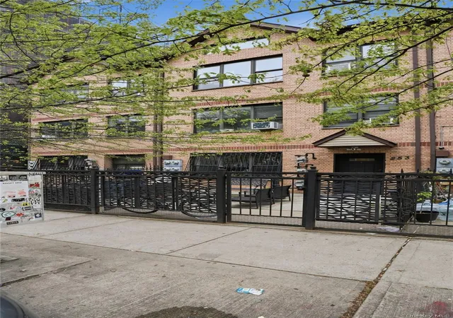 253-cornelia-st-brooklyn-ny-11221/hzid_ba33cf4c