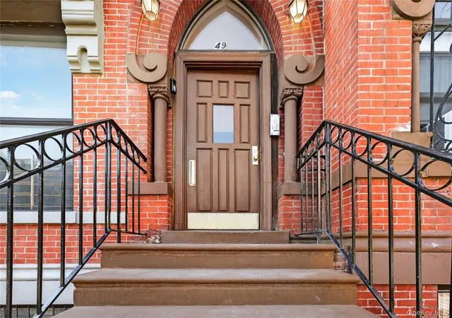49-bradhurst-ave-new-york-ny-10030/hzid_d3c0b415
