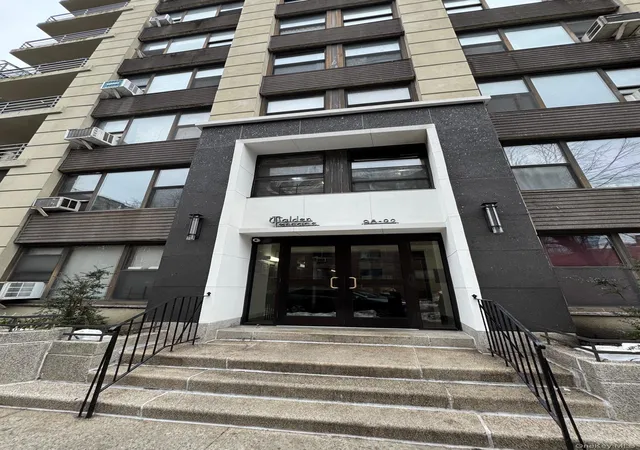 9822-63rd-dr-2c-new-york-ny-11374/hzid_ea1c1823