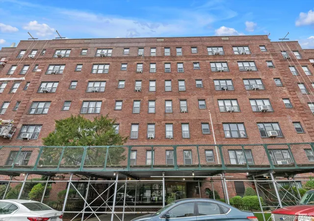 143-50-hoover-ave-304-new-york-ny-11435/hzid_acd84a68