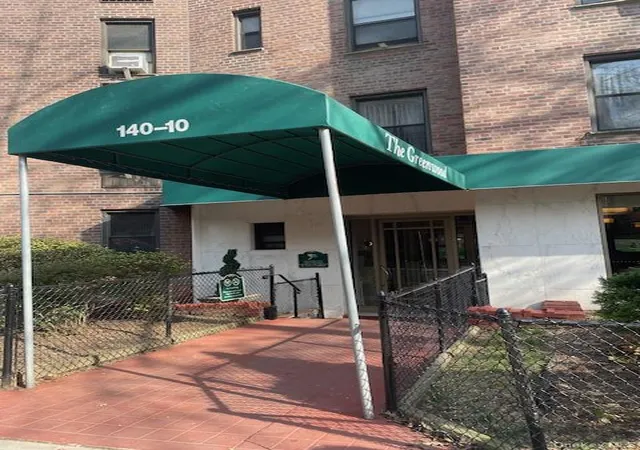 14010-84th-drive-6g-new-york-ny-11435/hzid_a82f0d70