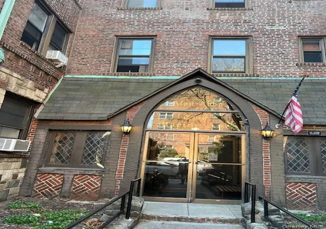 2-marine-ave-2b-new-york-ny-11209/hzid_6378236f