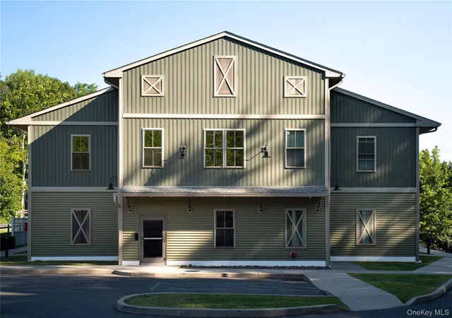 128-vineyard-ave-110-lloyd-ny-12528/hzid_bb519e70