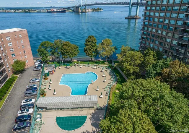 166-25-powells-cove-blvd-15d-new-york-ny-11357/hzid_b3d958c2