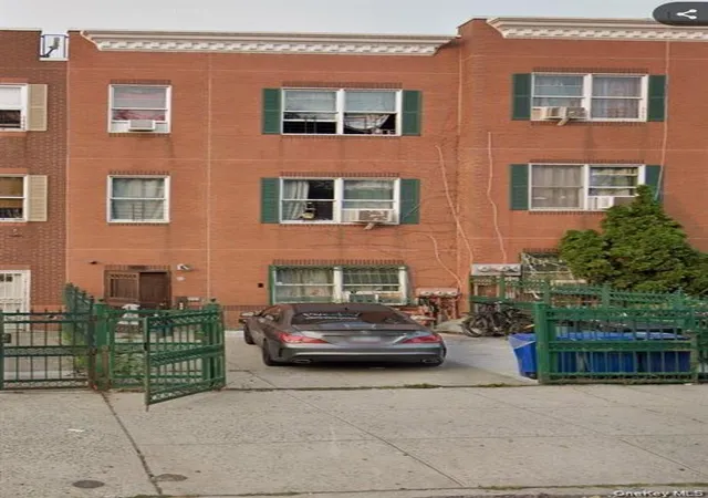 436-e-141st-street-new-york-ny-10454/hzid_7801ee37