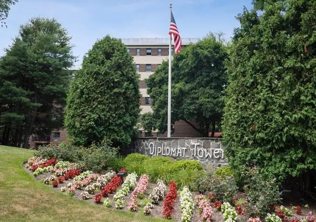 100-diplomat-dr-7j-mount-kisco-ny-10549/hzid_6d200cf4