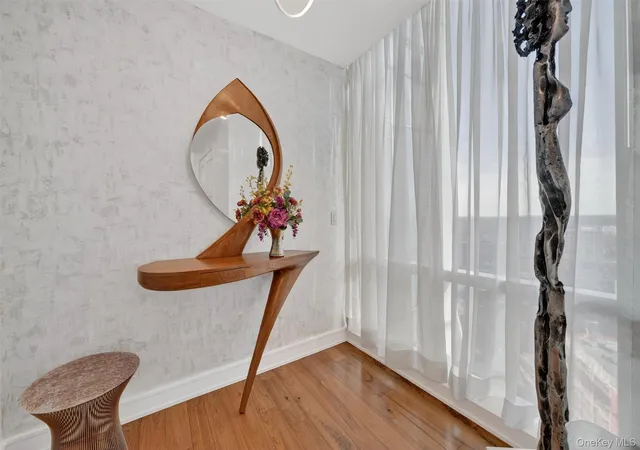 5-renaissance-sq-ph6c-white-plains-ny-10601/hzid_d93e38f2