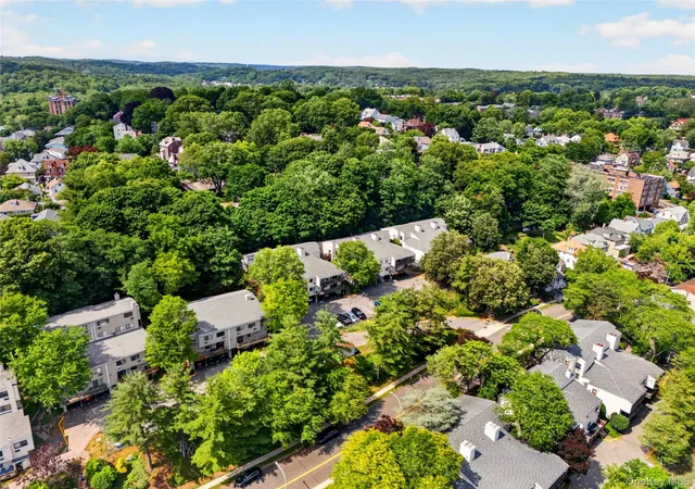 23-hillside-ter-d-white-plains-ny-10601/hzid_2e1fcd32