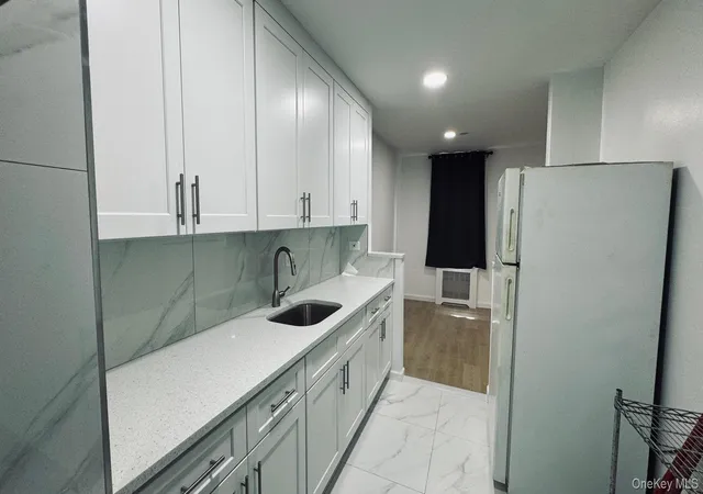 144-30-roosevelt-ave-510-new-york-ny-11354/hzid_69ded9b4