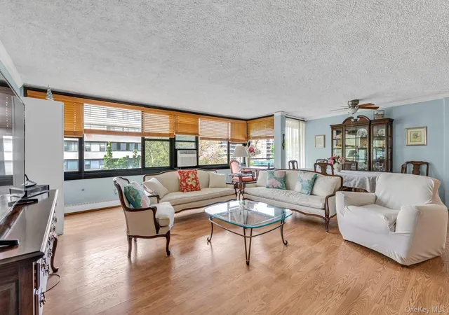 166-26-powells-cove-blvd-5d-new-york-ny-11357/hzid_ead65788