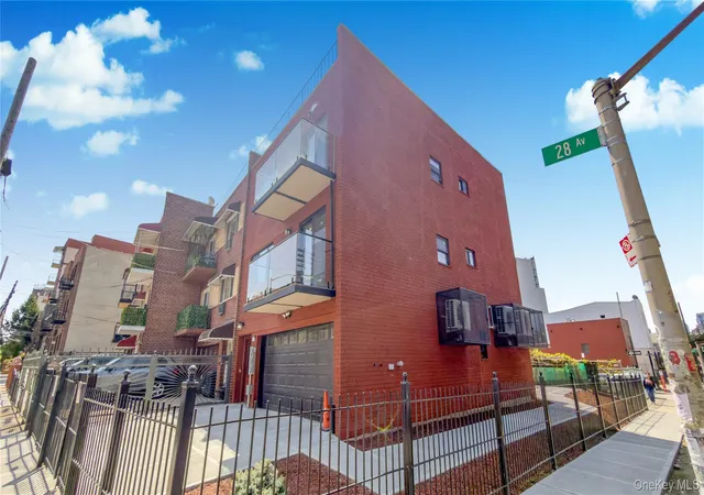 3104-28th-avenue-new-york-ny-11102/hzid_e48a3276