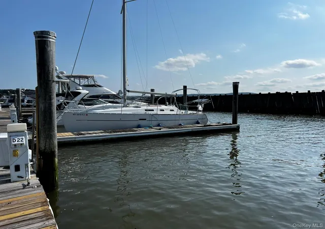 d-20-half-moon-bay-marina-tarrytown-ny-10591/hzid_65c23201