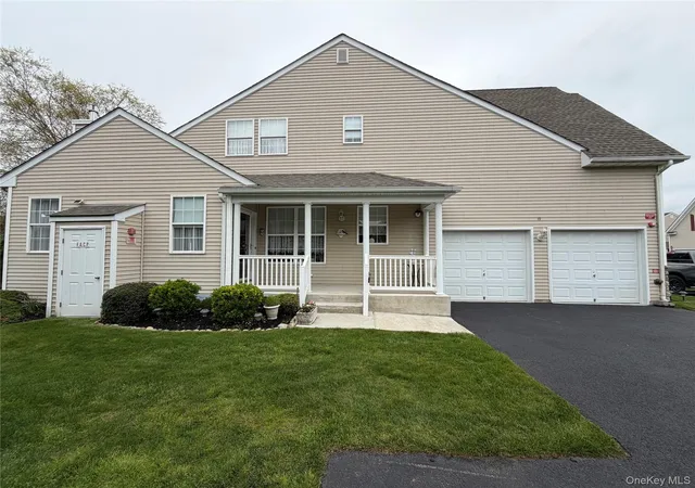19-meadow-pond-cir-brookhaven-ny-11764/hzid_ded02740