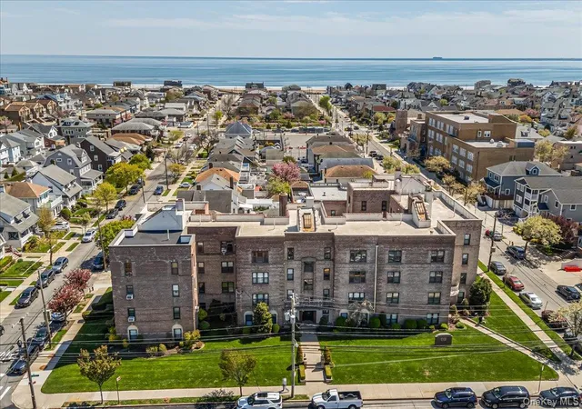 257-beach-128th-st-2b-new-york-ny-11694/hzid_7118336a