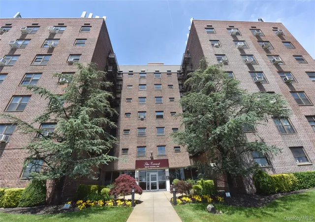 202-35-foothill-ave-a42-new-york-ny-11423/hzid_c67e2f8b