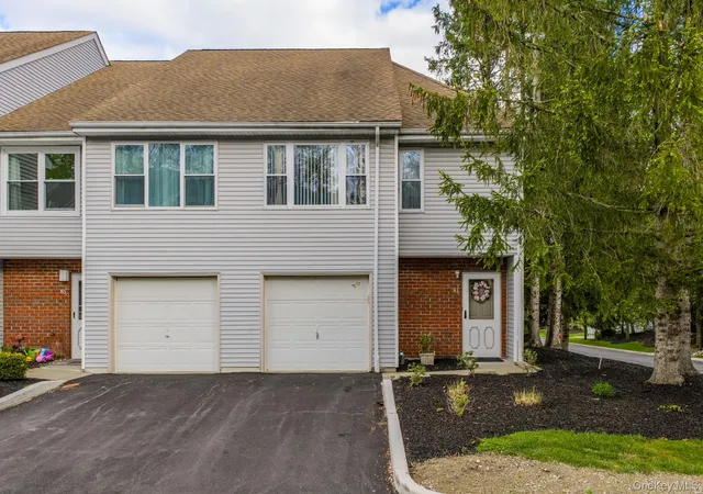 83-deer-ct-dr-middletown-ny-10940/hzid_ffb597a0