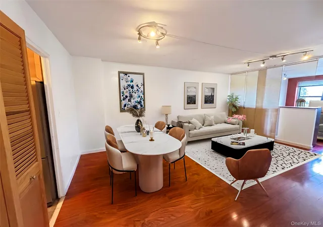 61-20-grand-central-pkwy-c1100-forest-hills-ny-11375/hzid_6b97813a