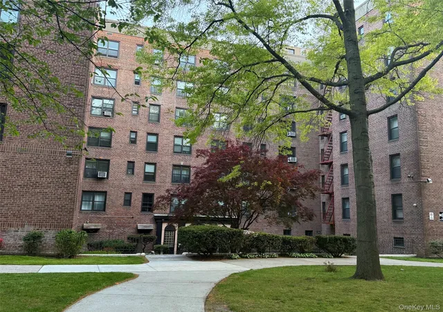 83-85-woodhaven-blvd-2e-new-york-ny-11421/hzid_31dfa068