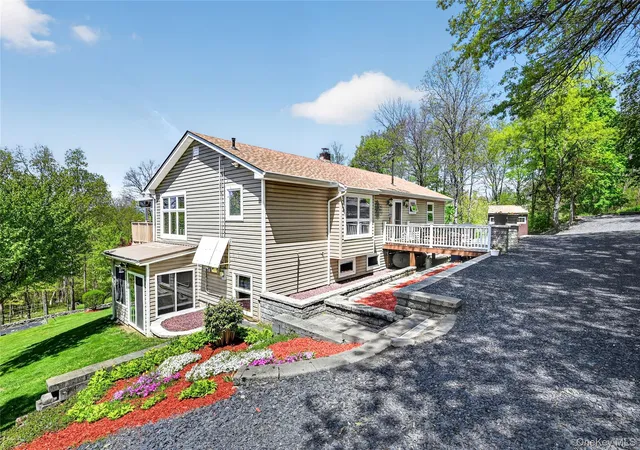 77-maidstone-dr-walden-ny-12586/hzid_16fe8de6