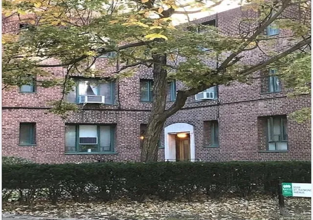 2059-saint-raymond-ave-mc-bronx-ny-10462/hzid_eccd7193